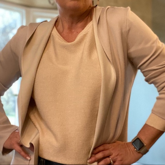 Sweater - Picture 3 of 5